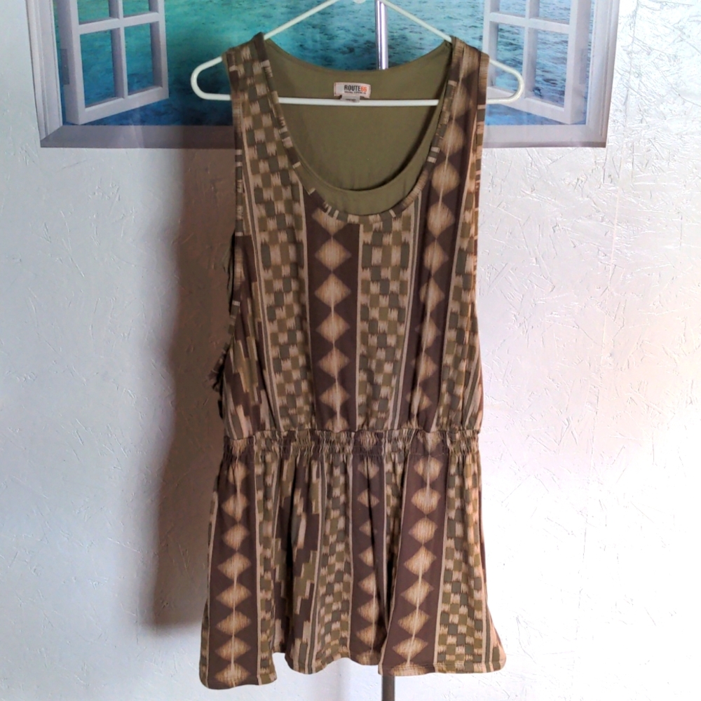 Route 66 Jr. XL summer dress. Tank top attached. Lovingly used. 🤎